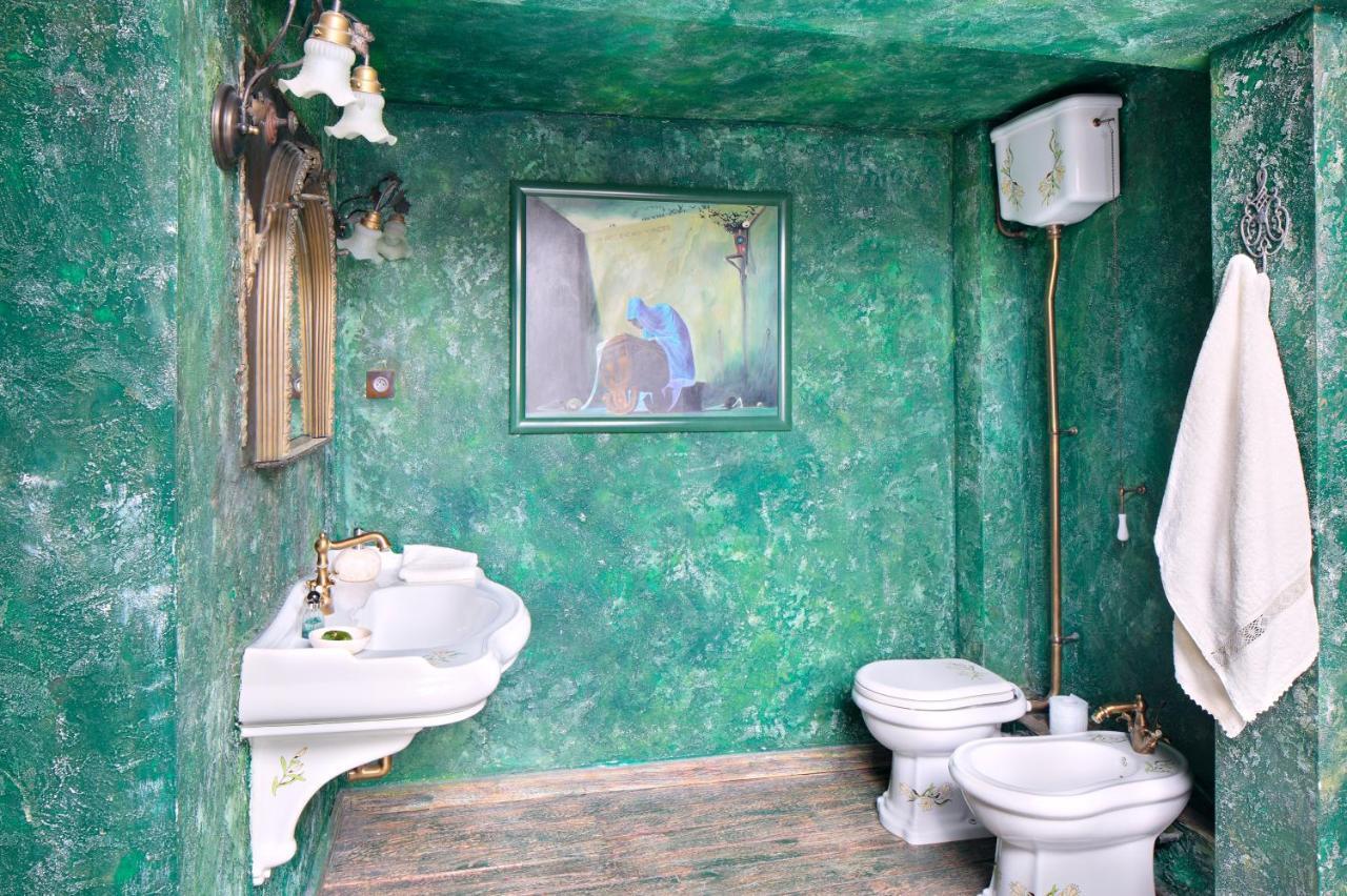 Апартаменти Attic *