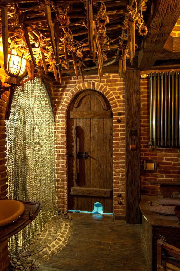 Attic Апартаменти